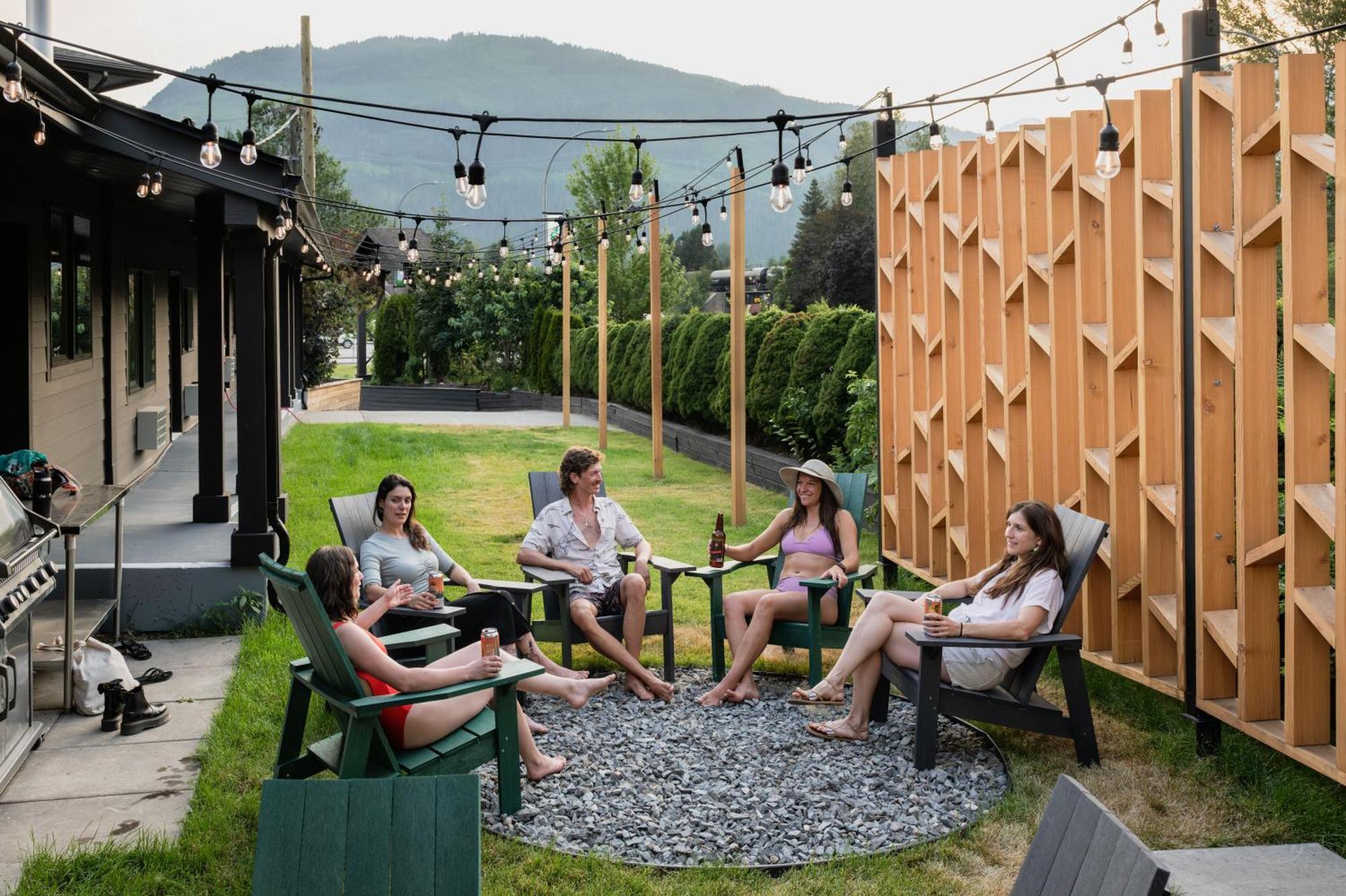 Vrge Revelstoke 호텔 외부 사진